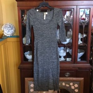 Feathers stretch dress NWT